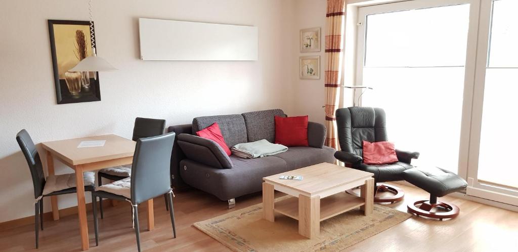Koenigsfriesen-App-2 room 3